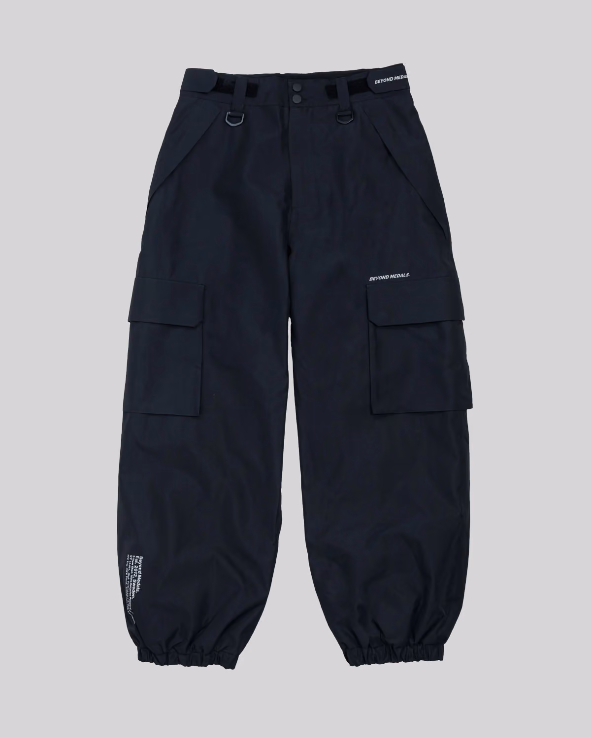 588_cad919134f-bmaw25-flat-cargo-pants-black-web-2400