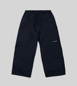 BEYOND MEDALS Park Pants Black