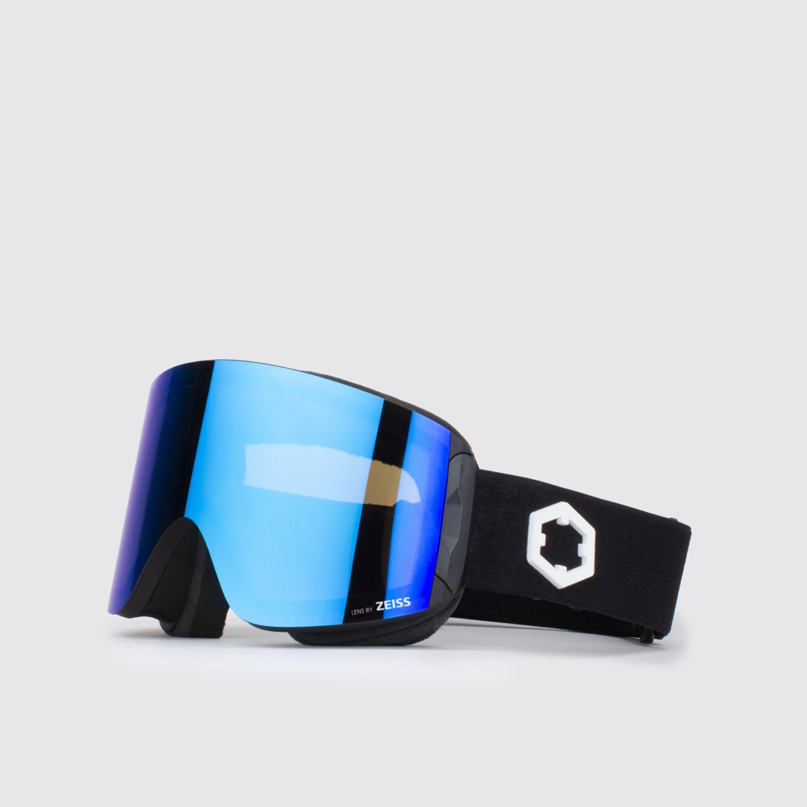 XG09A203-1600x1600